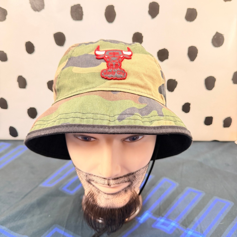 New Era Chicago Bulls Bucket Hat XL Green Camo NBA Hardwood Classics Windy City